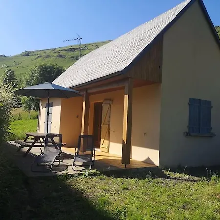 Entre Salers Et Le Puy Mary Dans Le Cantal Holiday home Saint-Paul-de-Salers