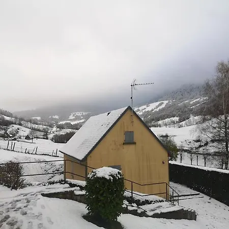 Ferienhaus Entre Salers Et Le Puy Mary Dans Le Cantal *