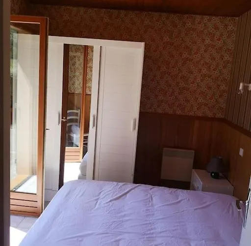 Entre Salers Et Le Puy Mary Dans Le Cantal * Saint-Paul-de-Salers